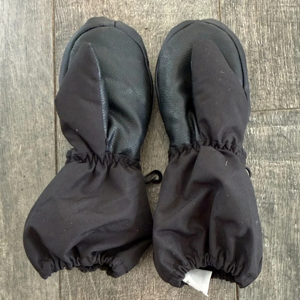 Kids Black Mittens